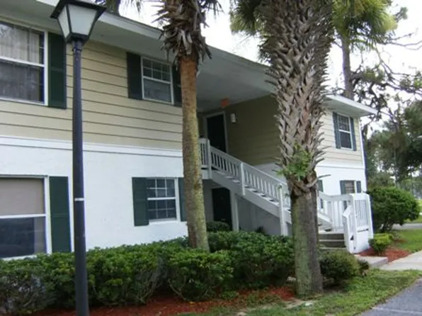 8229 Fairways Cir #F104, Ocala, FL 34472