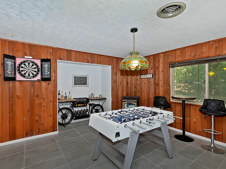 24581 Horst Dr — Photo 33