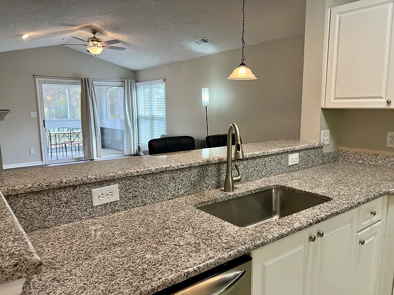 751 Southwest Dr — Photo 9