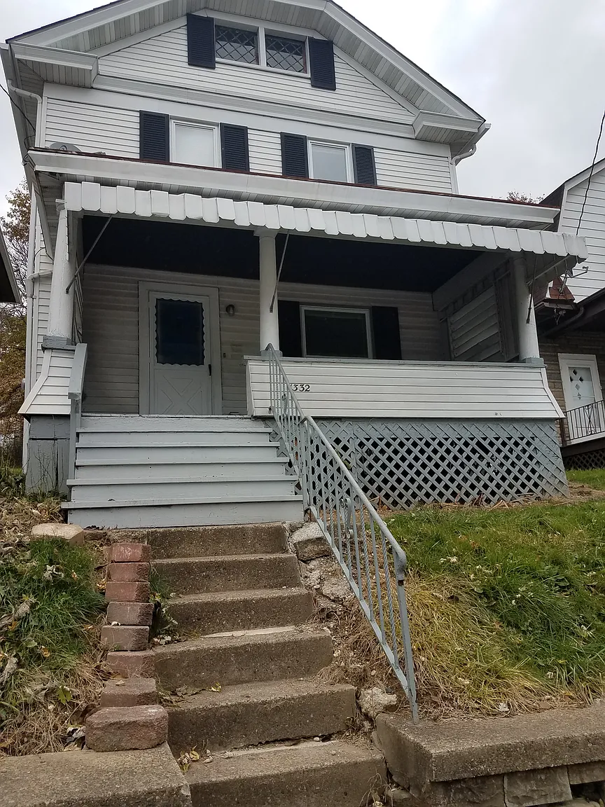 1332 Woodmont Ave photo 1