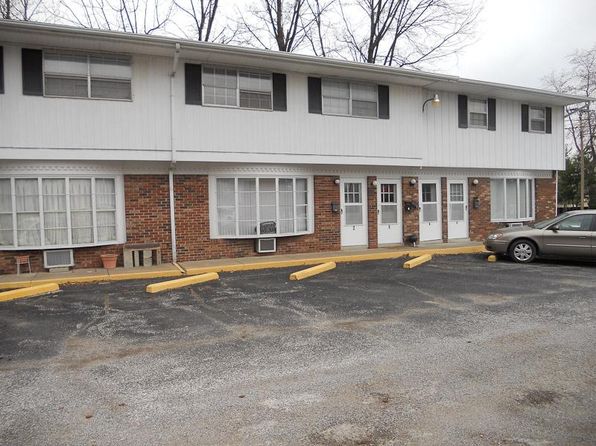 404 S Poplar St APT 1