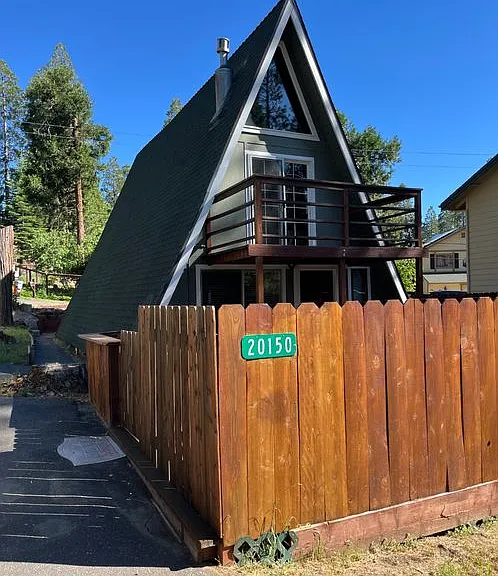 20150 Manzanita St — Photo 4