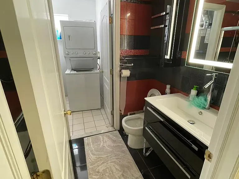 81 Glover St #1 — Photo 4