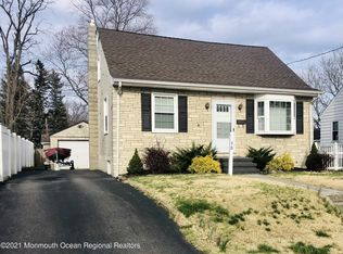 15 Robert St, Spotswood, NJ
