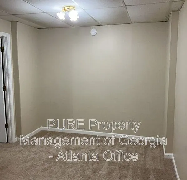 3213 Southridge — Photo 28