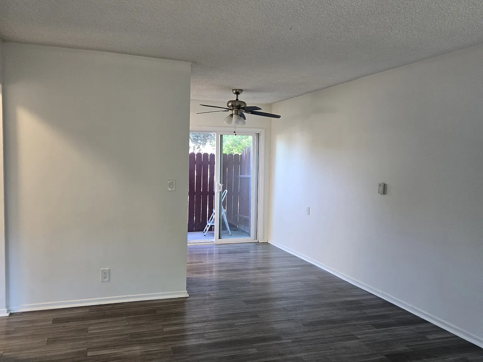 40 Harkness Ave — Photo 4