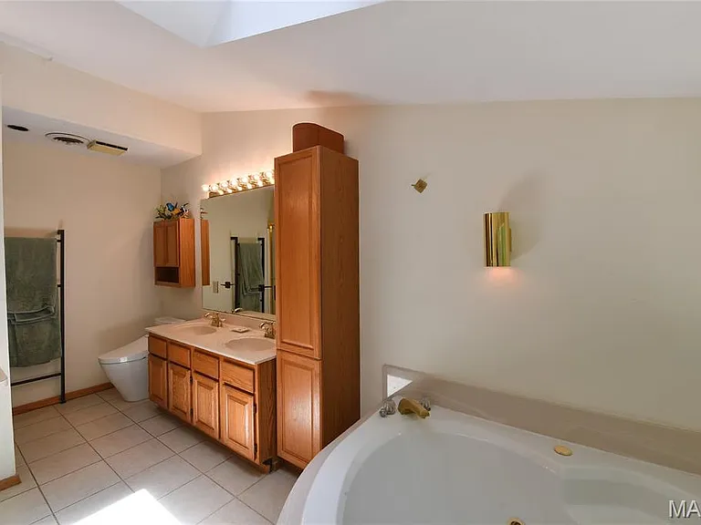 903 Strecker Rd — Photo 28