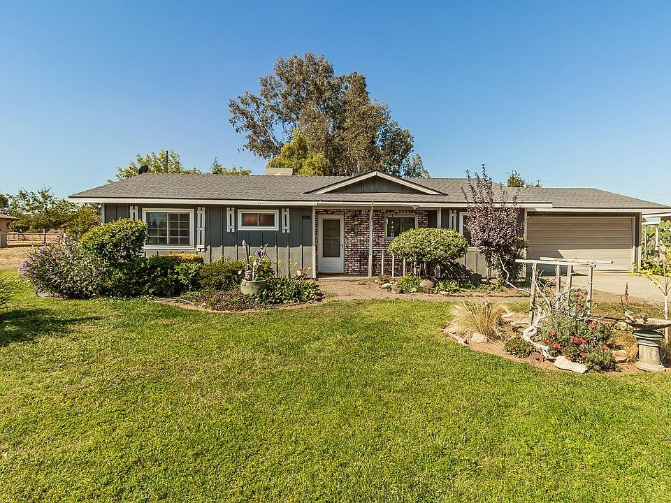 1st image of 16950 Crescent Dr