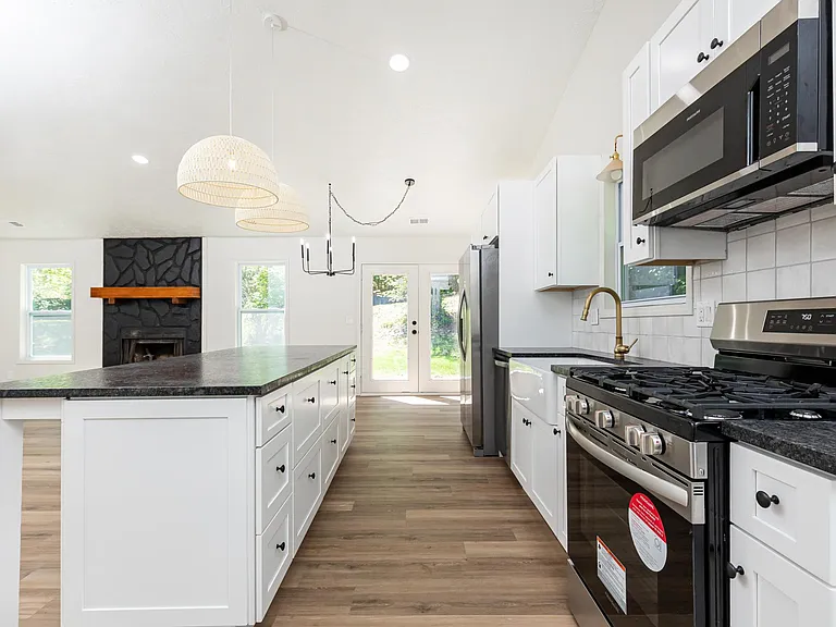 303 Colony Springs Ct — Photo 12