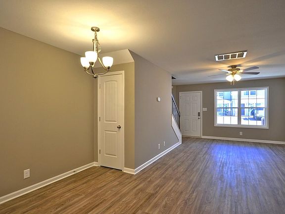 4th image of 955 Big Sky Dr #W