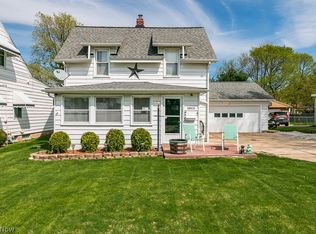 1913 E 300th St, Wickliffe, OH 44092