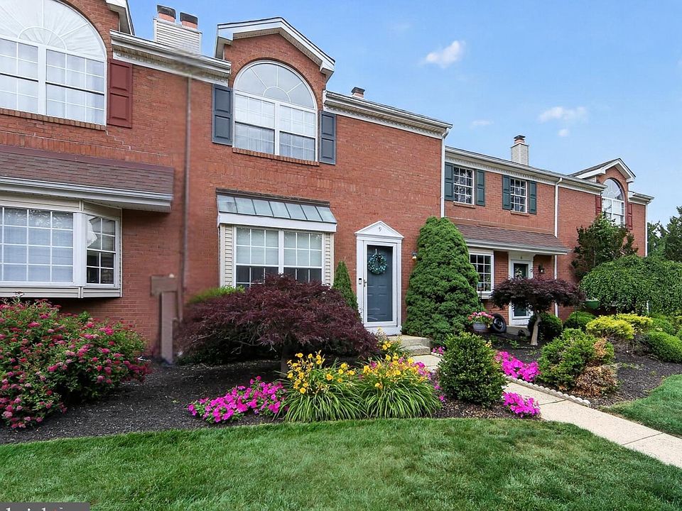 1st image of 9 Linden Ct