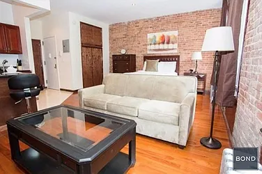 Rented by Bond New York