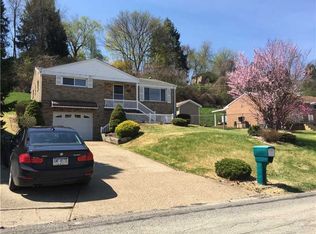 128 Hollywood Dr, Clairton, PA 15025