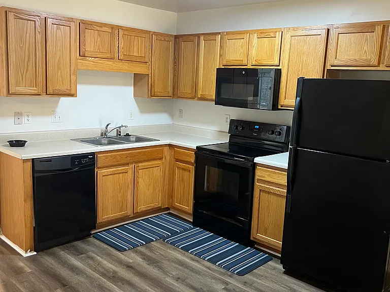 1003 N King Charles Rd #102 — Photo 10