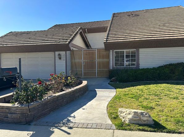 2979 Garona Dr