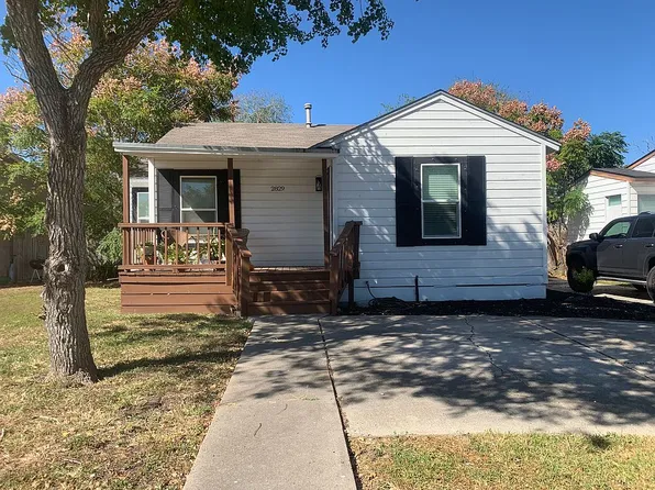 2829 Riggan St, Corpus Christi, TX 78404