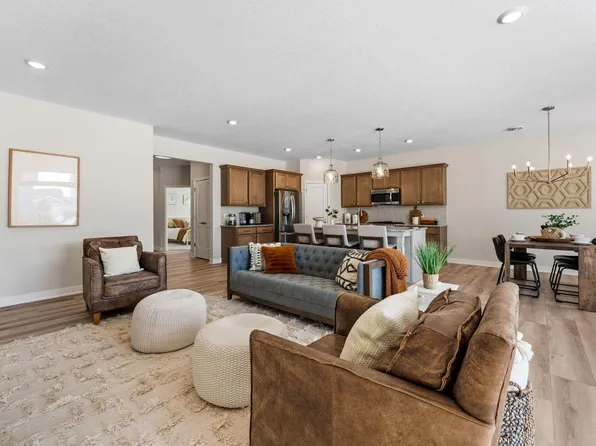 17714 Everest Ave, Lakeville, MN 55044