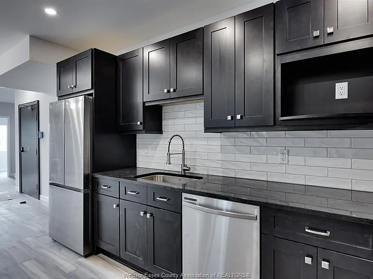 1500 Ouellette Ave #405 — Photo 21