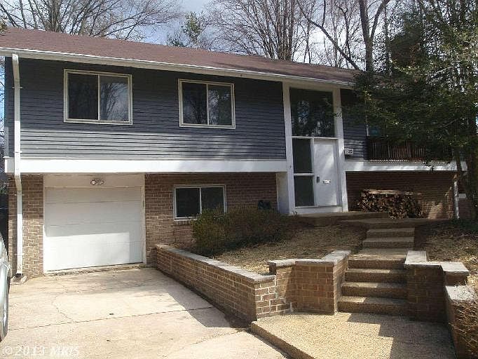 1st image of 20 Farsta Ct