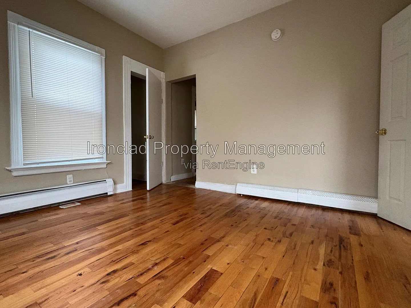 3 bed, 2.0 bath, $2,431 — Photo 4
