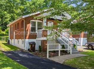 40 S Hartnett Ave, Saint Louis, MO 63135