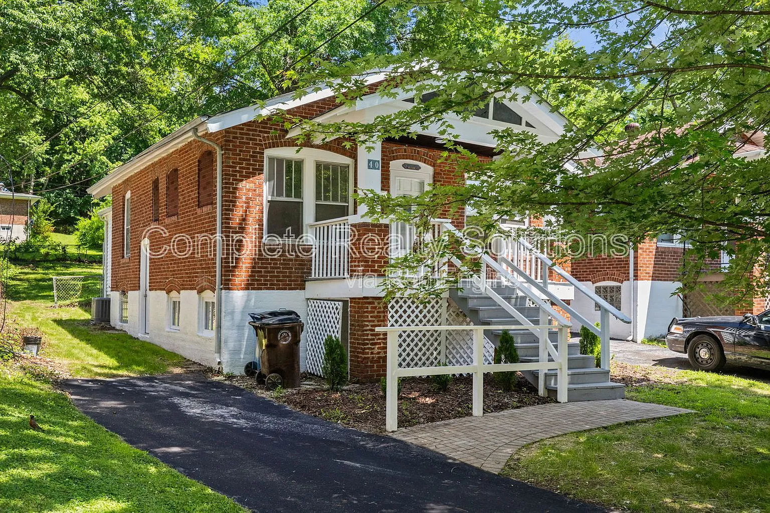 40 S Hartnett Ave photo 1