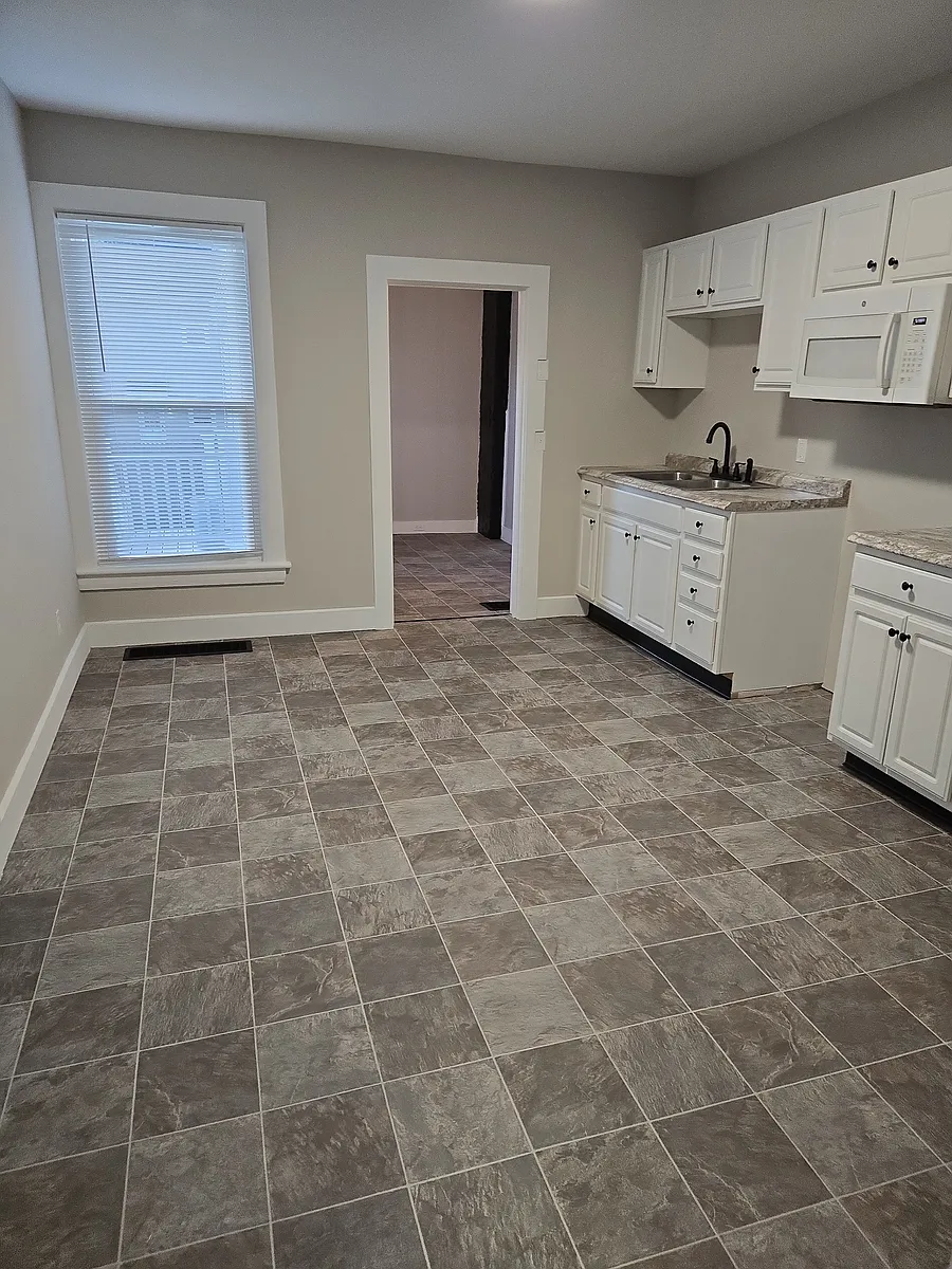 Kitchen - 12 Booker St #A