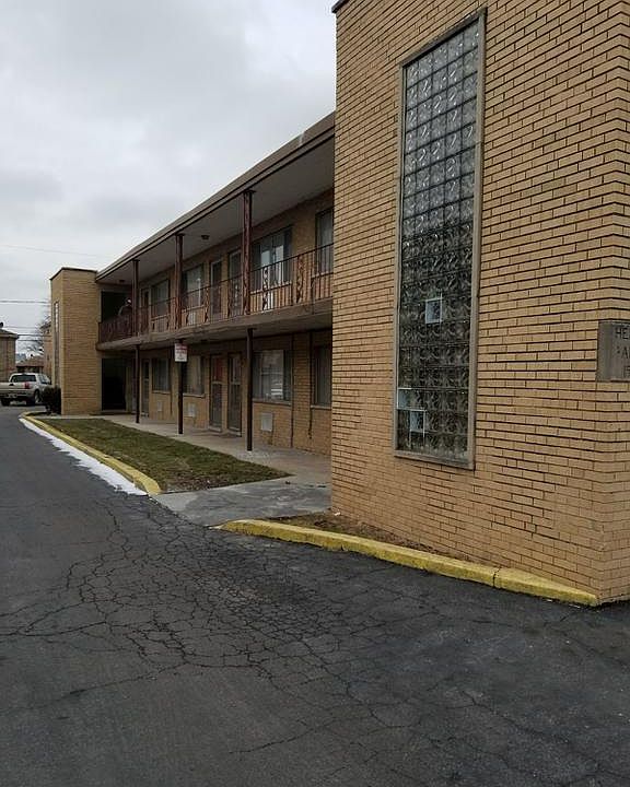 1st image of 1948 N 17th Ave APT 8