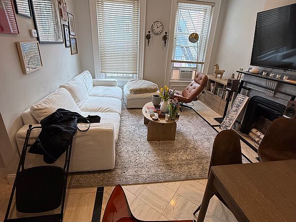 2nd image of 161 Benefit St APT 6