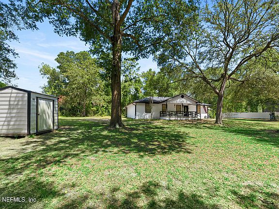 5th image of 2664 PRIMROSE CIRCLE Circle