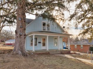 335 E Gray St, Des Moines, IA 50315