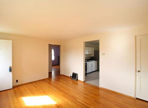 5th image of 1613 Mitchell Ave