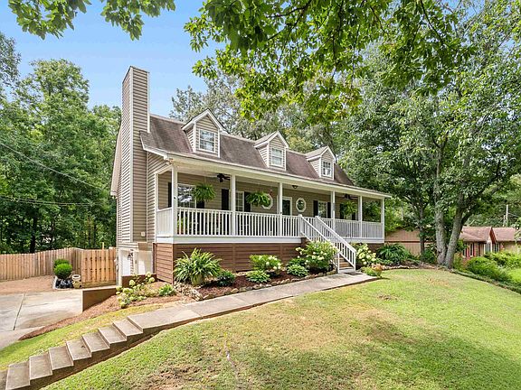 2nd image of 2133 Lakeside Dr