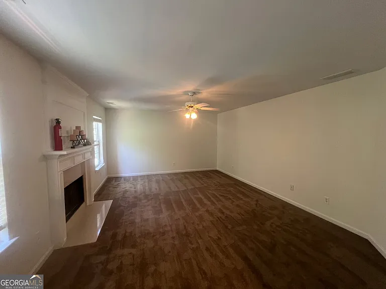 421 Holland Springs Dr — Photo 12