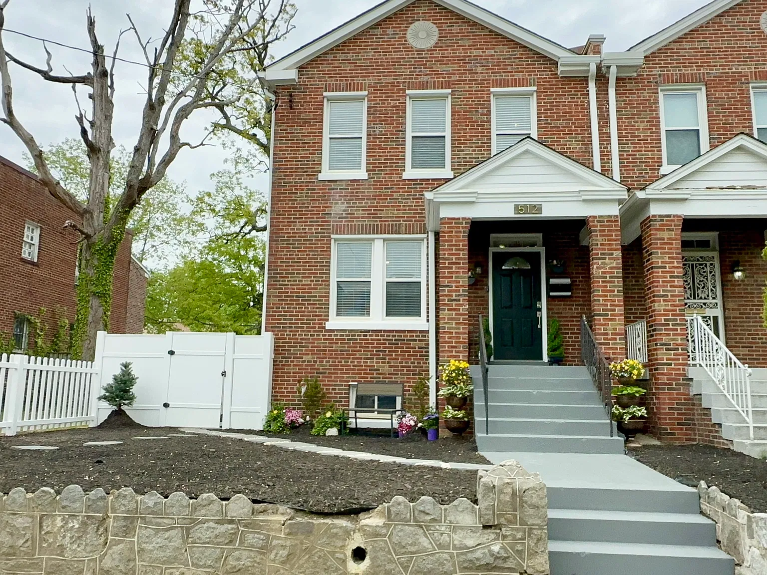 512 Mellon St SE — Photo 2