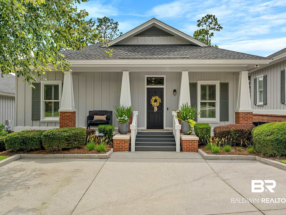 1st image of 32537 Lakeview Cir