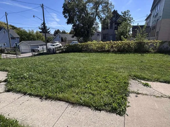 1922 North 27th STREET #1924, Milwaukee, WI 53208