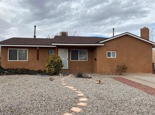 1517 Altez St NE, Albuquerque, NM 87112