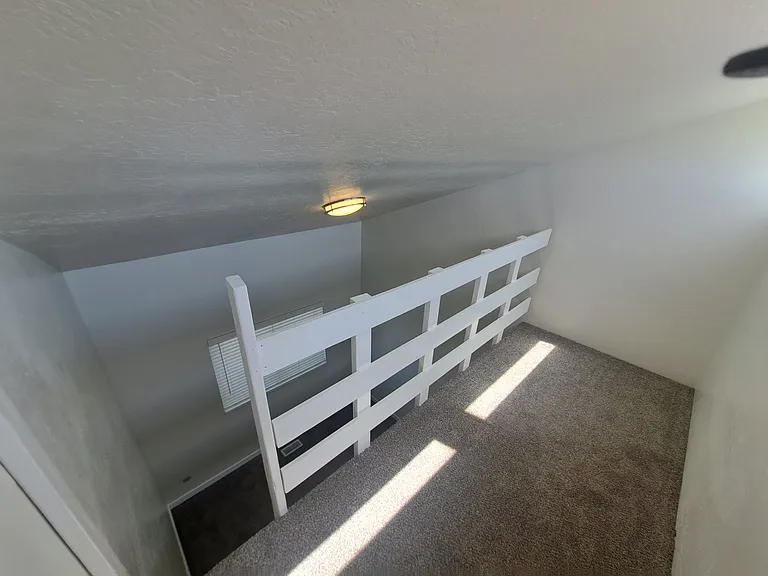 1492 W Parkside Dr #1 — Photo 31