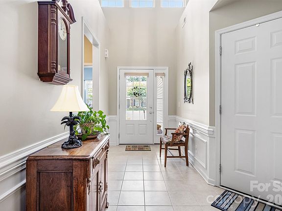 4th image of 5001 Wolverine Ln