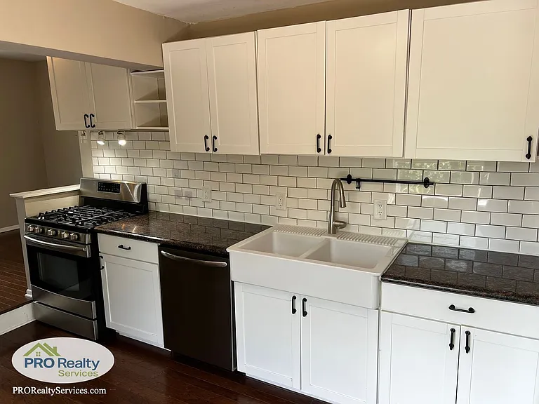 3146 Utah Ave S — Photo 1