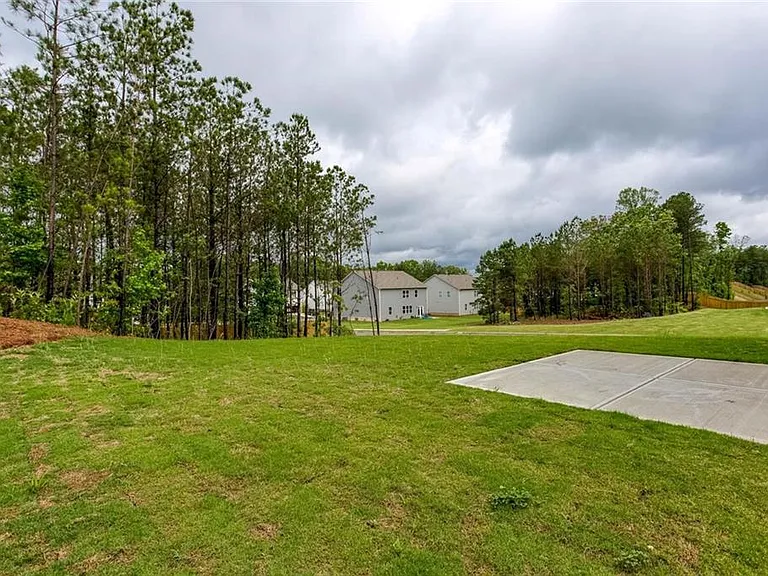 131 Landsdowne Way — Photo 37