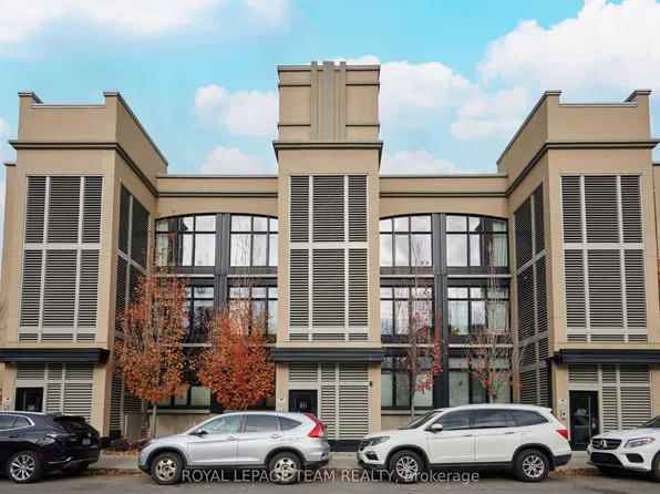 511 Gladstone Ave #2, Ottawa, ON K1R 5N9