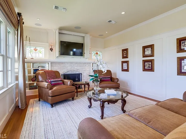1239 S Patton Ave — Photo 10