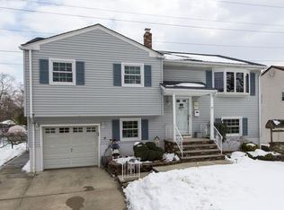 12 Schmitt St, Sayreville, NJ