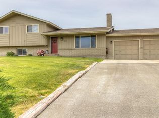910 Goodlander Cir, Selah, WA
