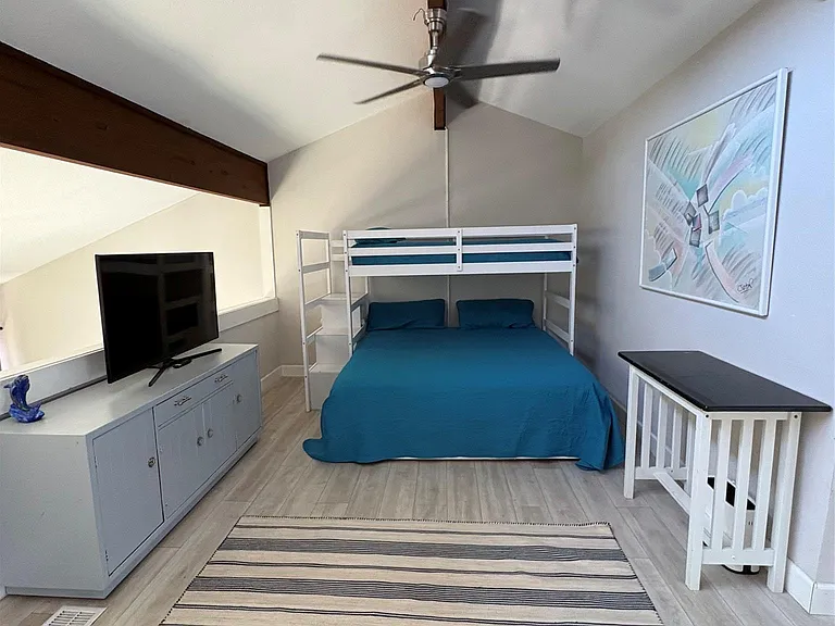 553 Demarett Dr — Photo 12