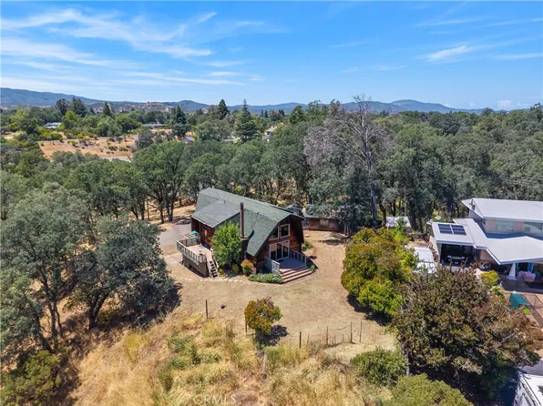 1239 Boggs Ln, Lakeport, CA 95453
