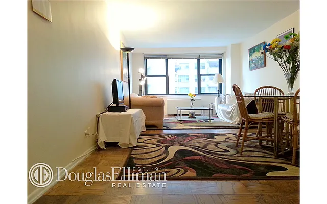 Sold by Douglas Elliman | media 22